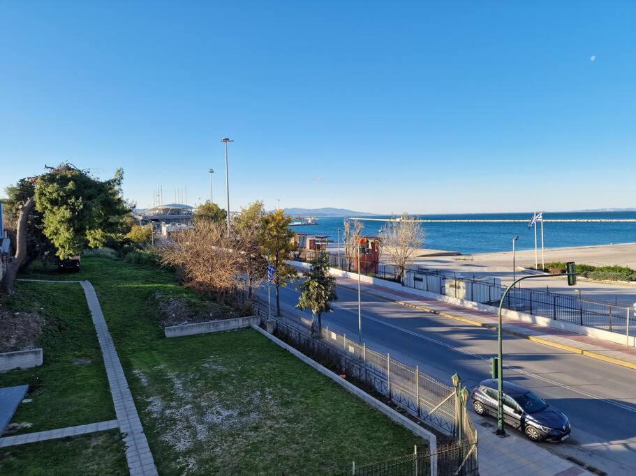 Patras Blue Sea And Sky Deluxe Apartment ภายนอก รูปภาพ