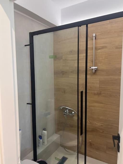 Patras Blue Sea And Sky Deluxe Apartment ภายนอก รูปภาพ