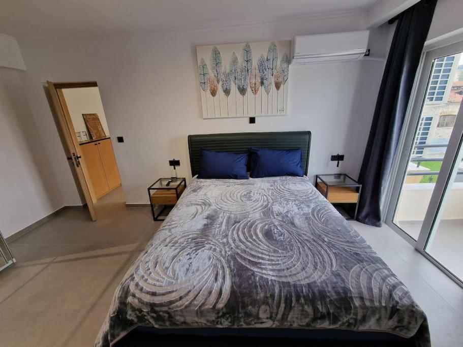 Patras Blue Sea And Sky Deluxe Apartment ภายนอก รูปภาพ